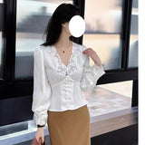 Dadizhimu White Temperament French Fascling Embroidery Lace V Collar Court Sleeve Soft Beauty Top Shirt
